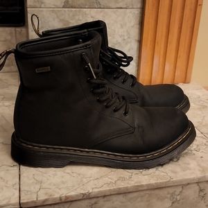 Dr. Martens Combat Boots 1460 Waterproof Size 6 US Youth